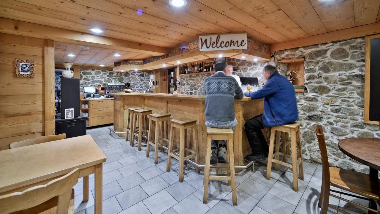 Hotel Restaurant Les Lilas Les Diablerets Exterior foto